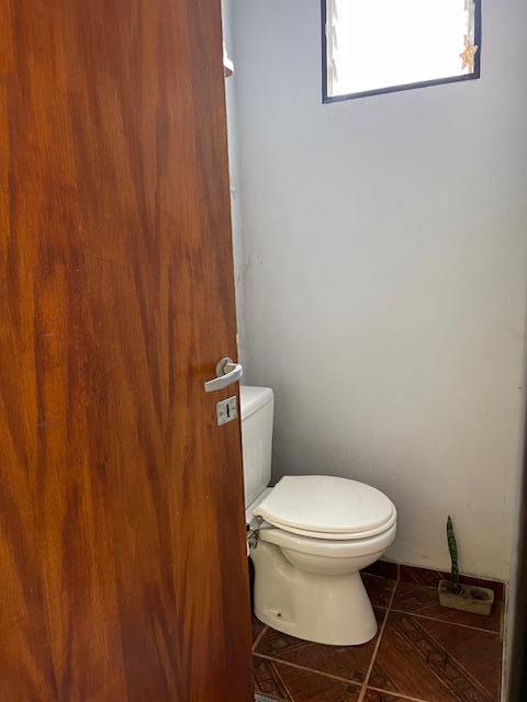 2 Locales y 3 Departamentos con Cocheras en Venta en Marcos Paz 4