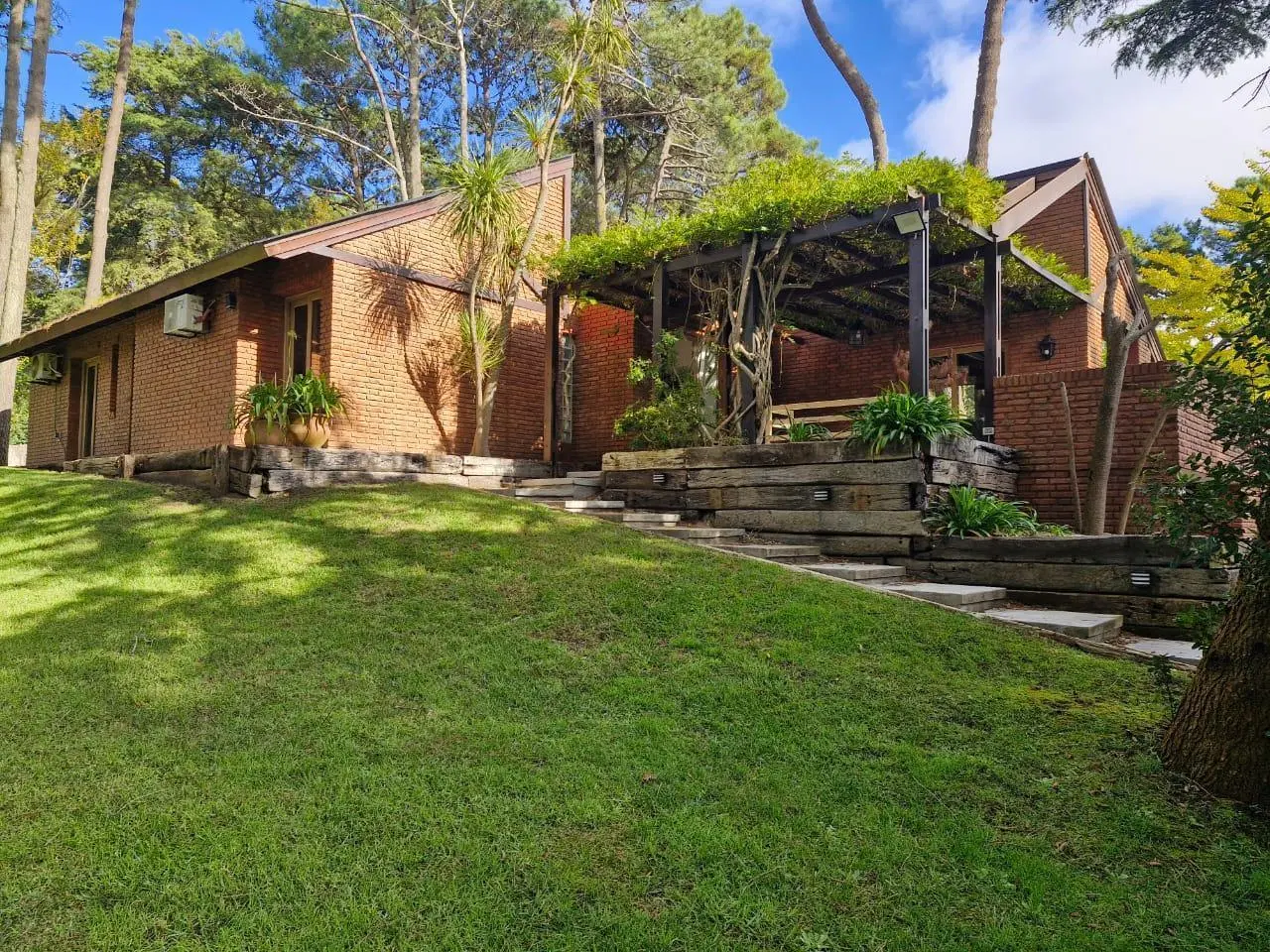 CASA EN VENTA EN CARILO, COSTA ARGENTINA, BUENOS AIRES 2