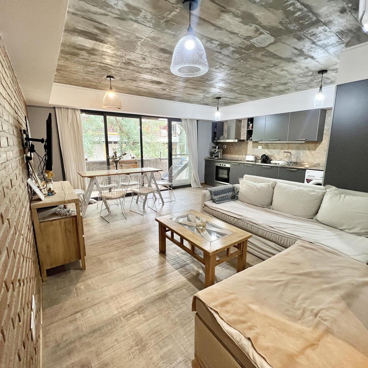 Impecable Departamento con Terraza Privada y Parrilla en Venta 5