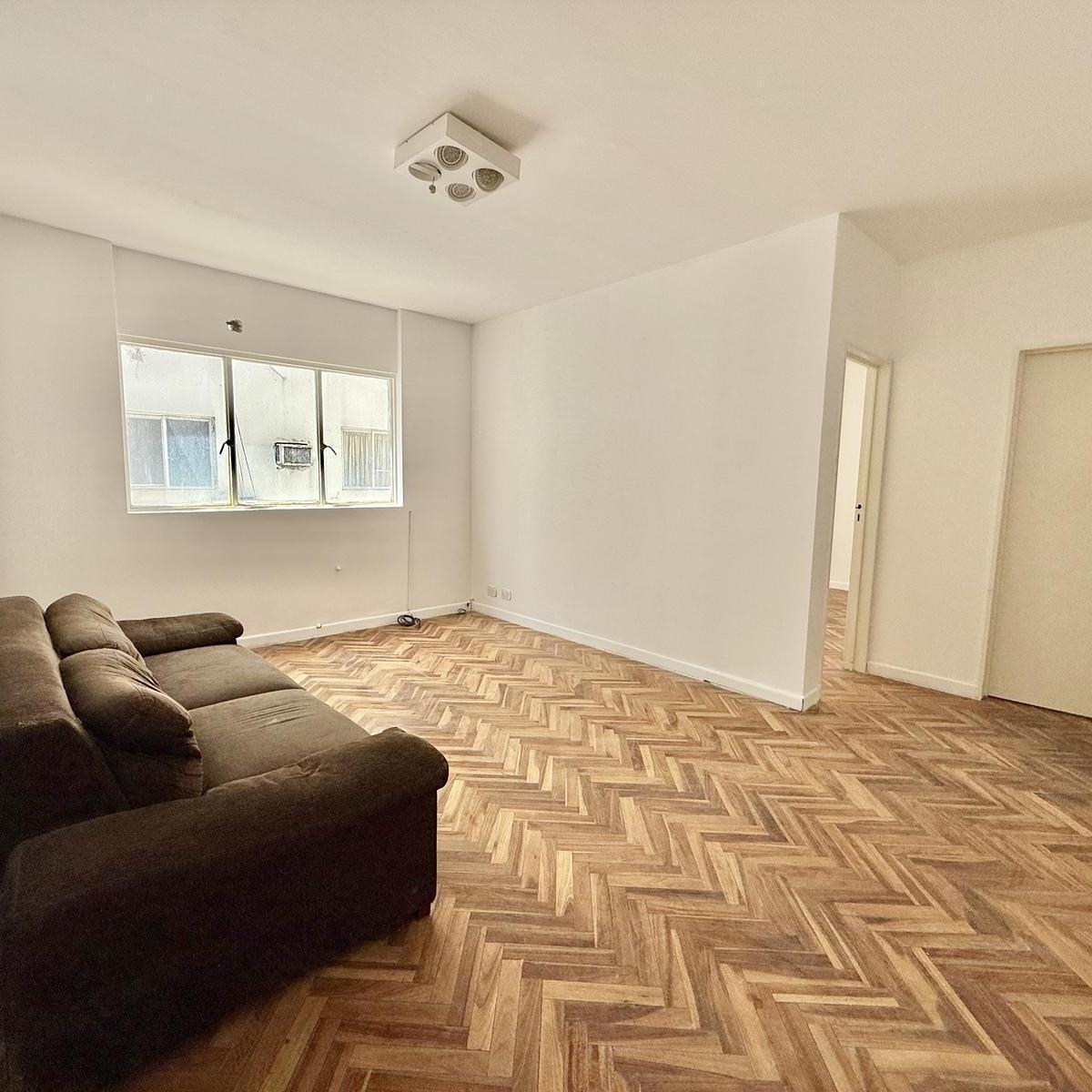 Departamento de 3 ambientes en VENTA en Microcentro