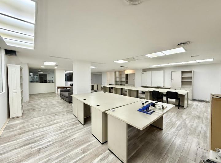 Oficinas en Alquiler en Santa Fe y Esmeralda - Microcentro 1