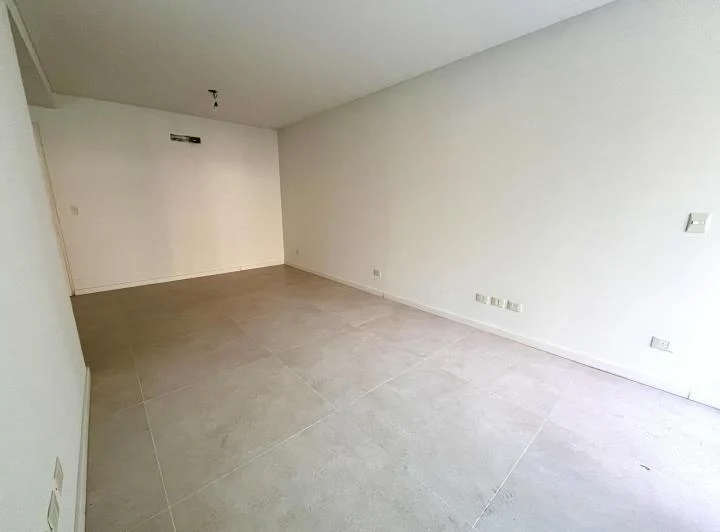 Departamento con Jardin en Complejo Prana San Isidro 4