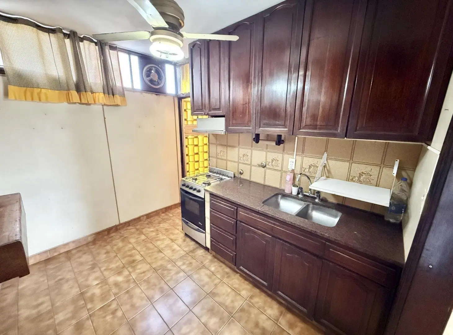 Departamento 4 ambientes en venta con vista abierta en Olivos 4