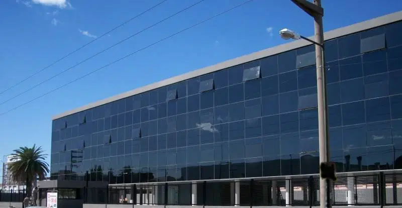 Excelente Oficina en alquiler sobre Uruguay al 2500 de 123 m2 . 1
