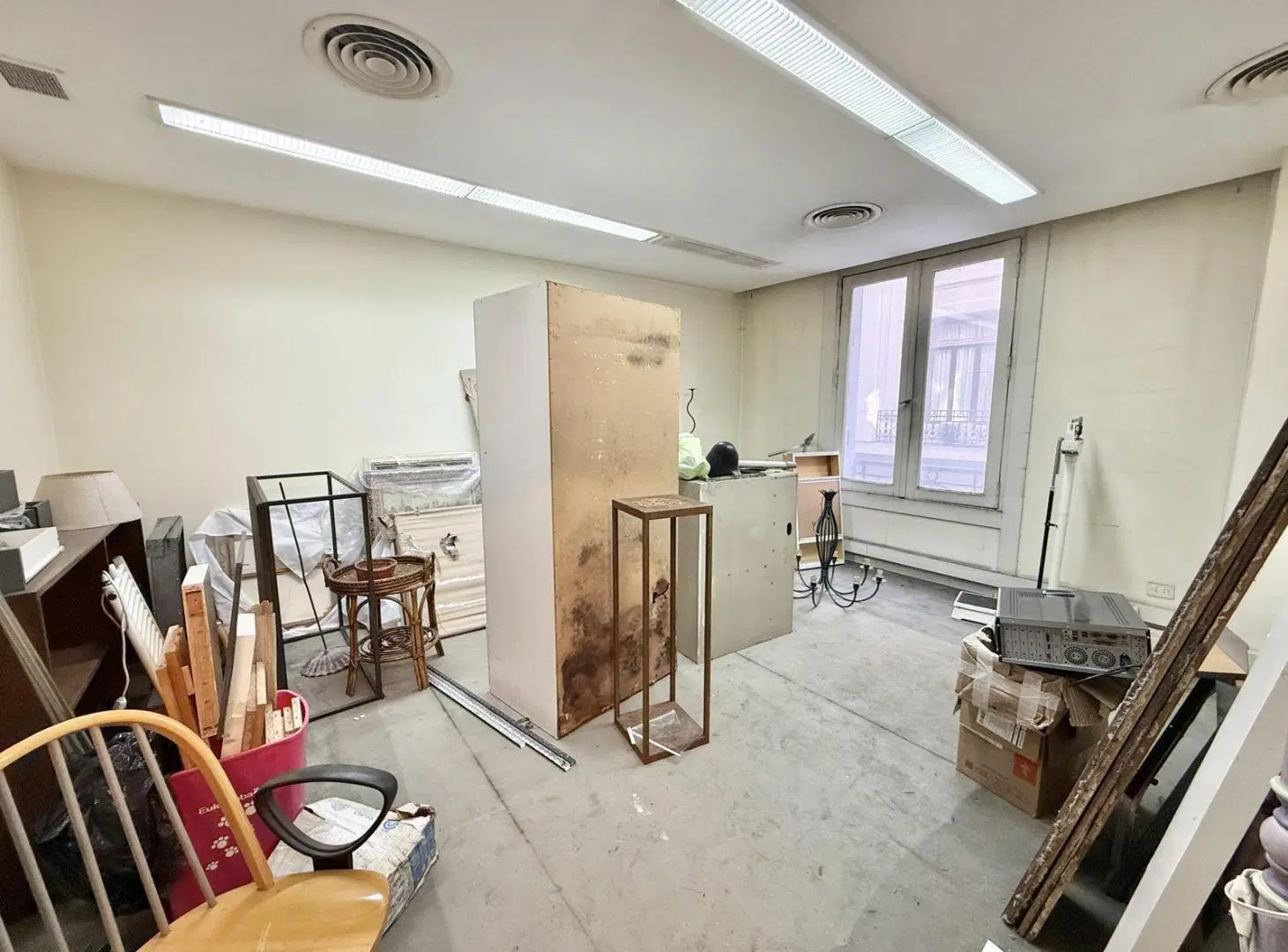 Oficina de 200 mts en Alquiler y Venta - Perón y 25 de Mayo, Microcentro 5