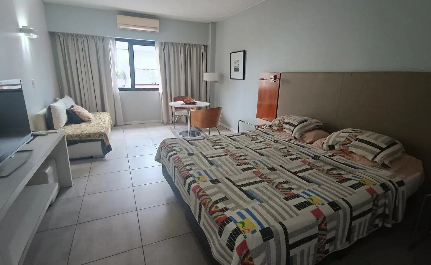 Monoambiente AMOBLADO a la venta en Monserrat 4