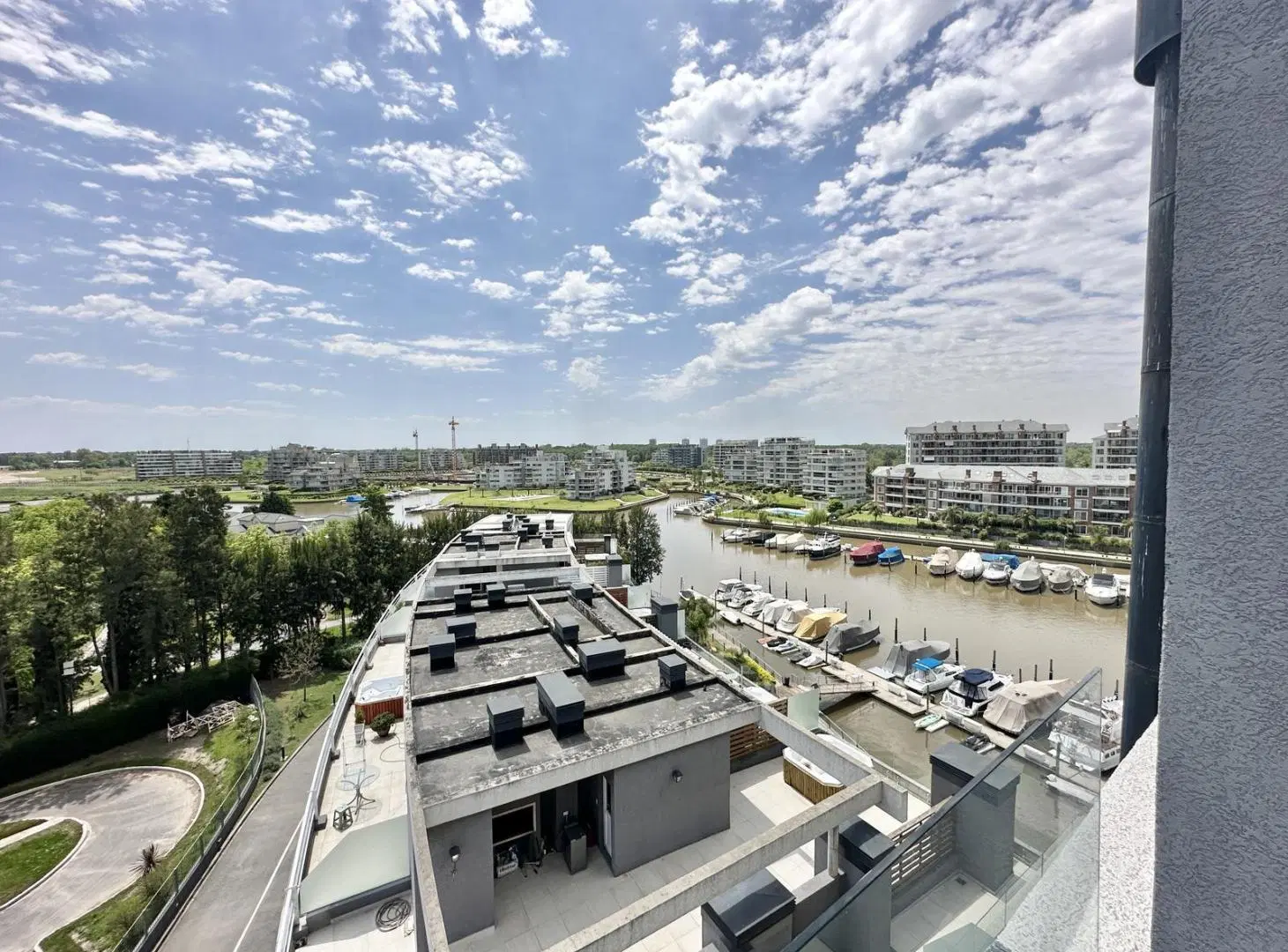 2 Ambientes con Terraza a la Venta en Vista Bahía, Nordelta! 2
