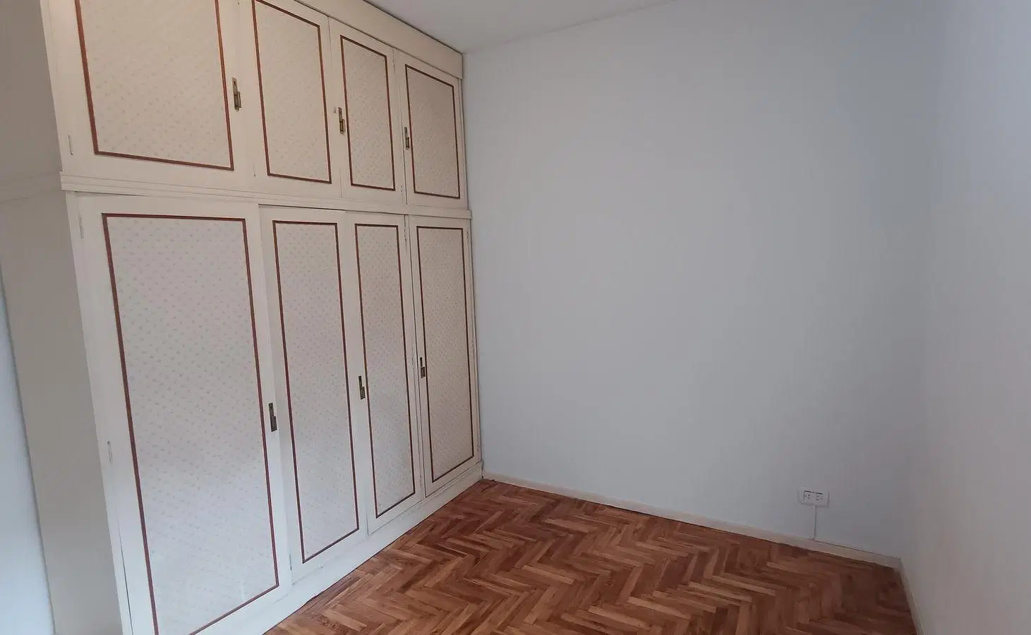 Alquiler Departamento de 3 ambientes en Floresta 2