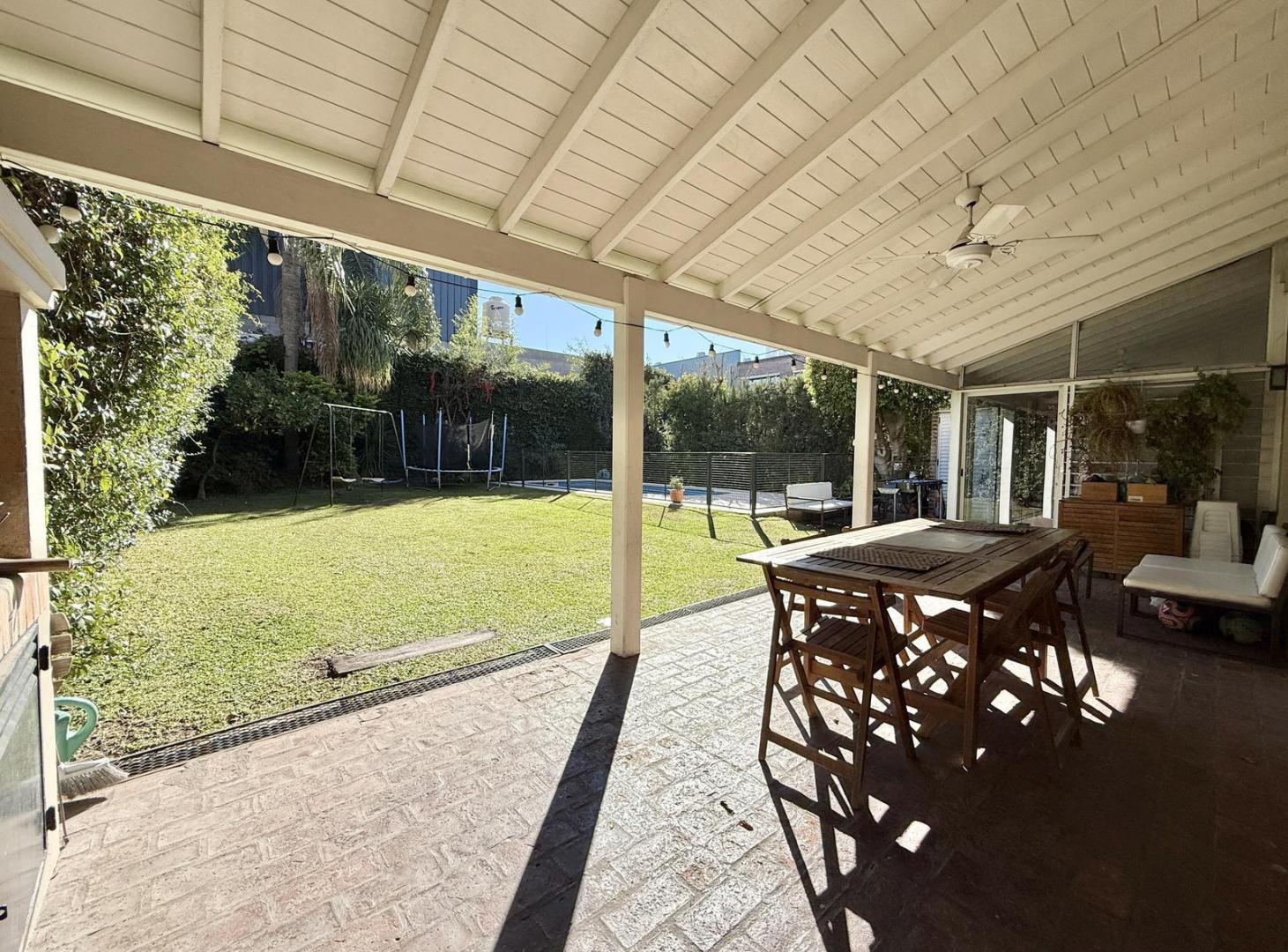Casa a la Venta en el Barrio Cerrado Los Aromos, San Isidro