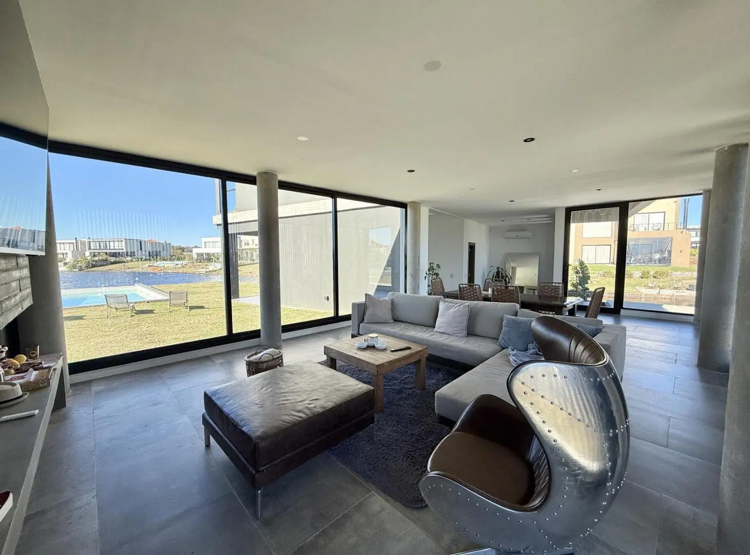 Moderna e Impecable Casa a la Venta en Barrio Cerrado Santa Ana, Villanueva 5