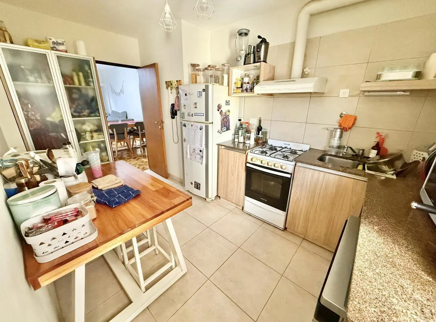 Departamento 3 ambientes con balcón y cochera en venta - Olivos-Maipu/Uzal 4