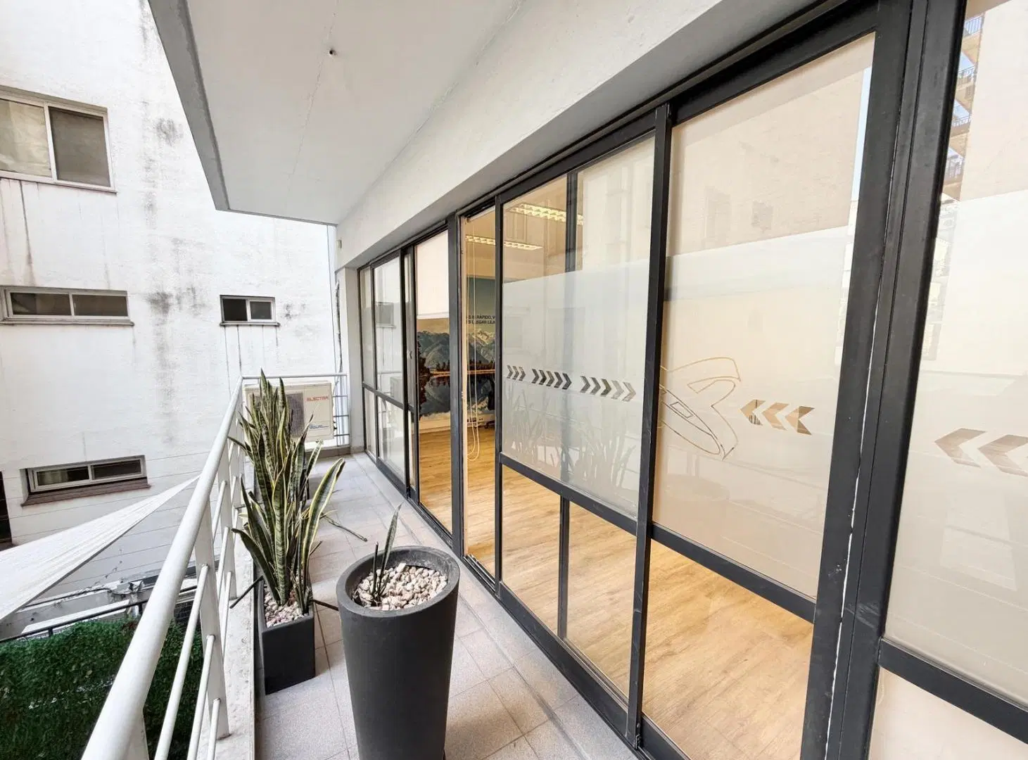 Alquiler Oficina en Recoleta de 100m2 4