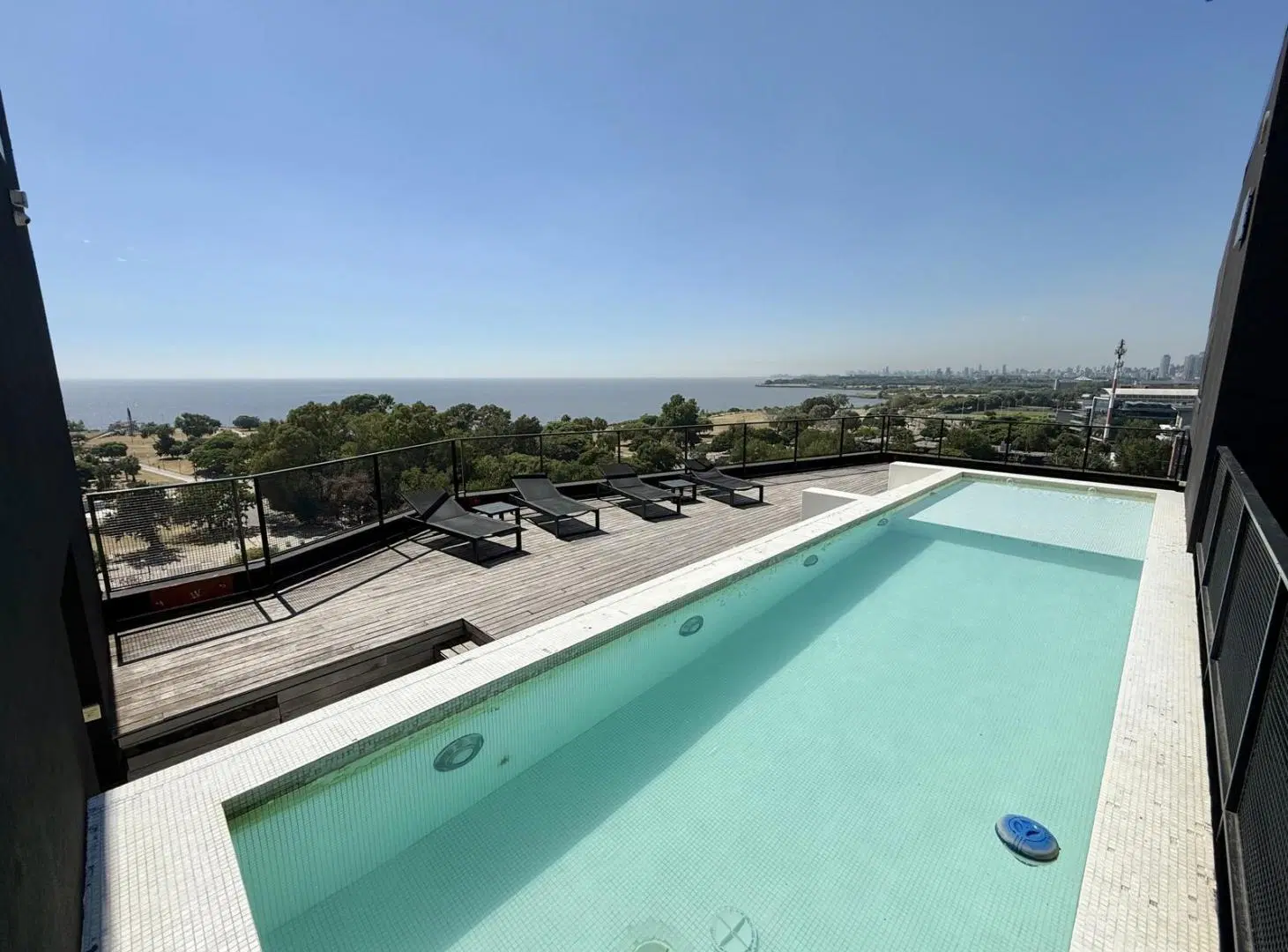 Departamento 3 amb en venta con balcón y cochera - Torre de Categoría Domus Vicente Lopez 8