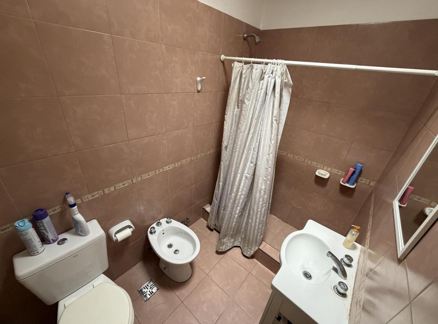 Foto de Duplex 2 amb en venta en Munro con cochera terraza y patio | Losa para, imagen 2