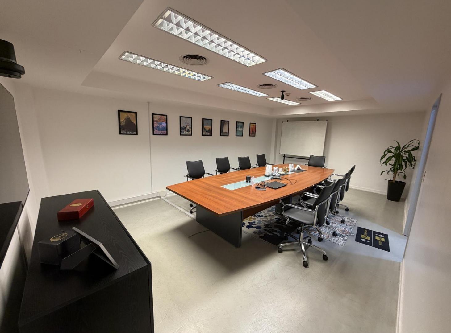 Foto de OFICINA EN ALQUILER en Paraná y Santa fe, 300m2, en Recoleta, imagen 2
