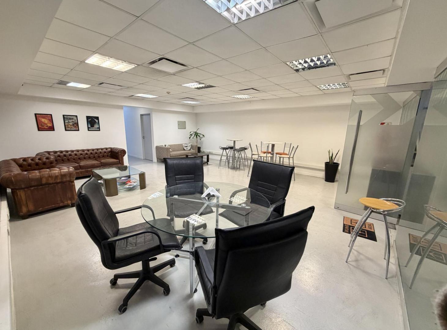 Foto de OFICINA EN ALQUILER en Paraná y Santa fe, 300m2, en Recoleta, imagen 3