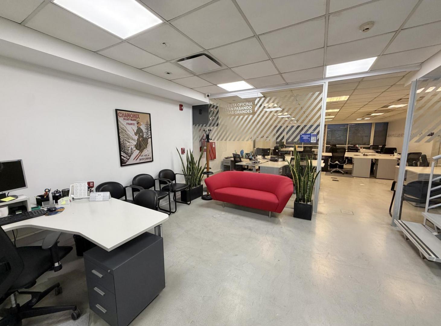 Foto de Oficina en ALQUILER en Parana y Santa fe de 250m2 - Recoleta, imagen 2