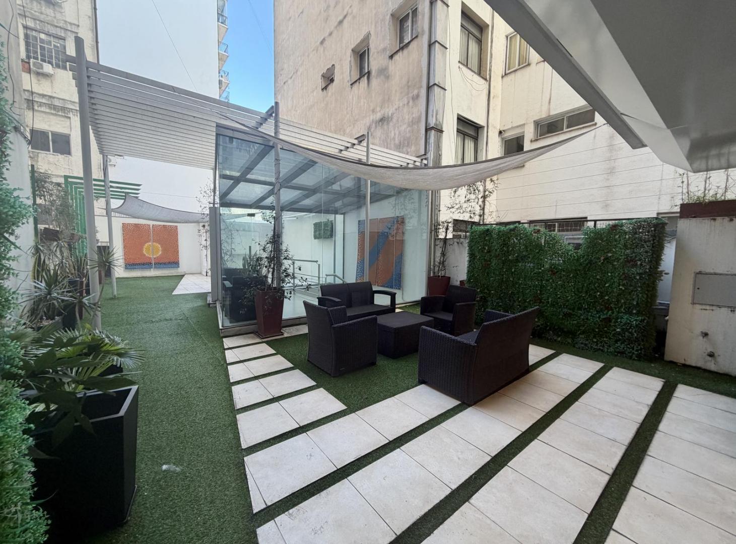 Foto de Amplia oficina en alquiler con PATIO en Recoleta, imagen 3