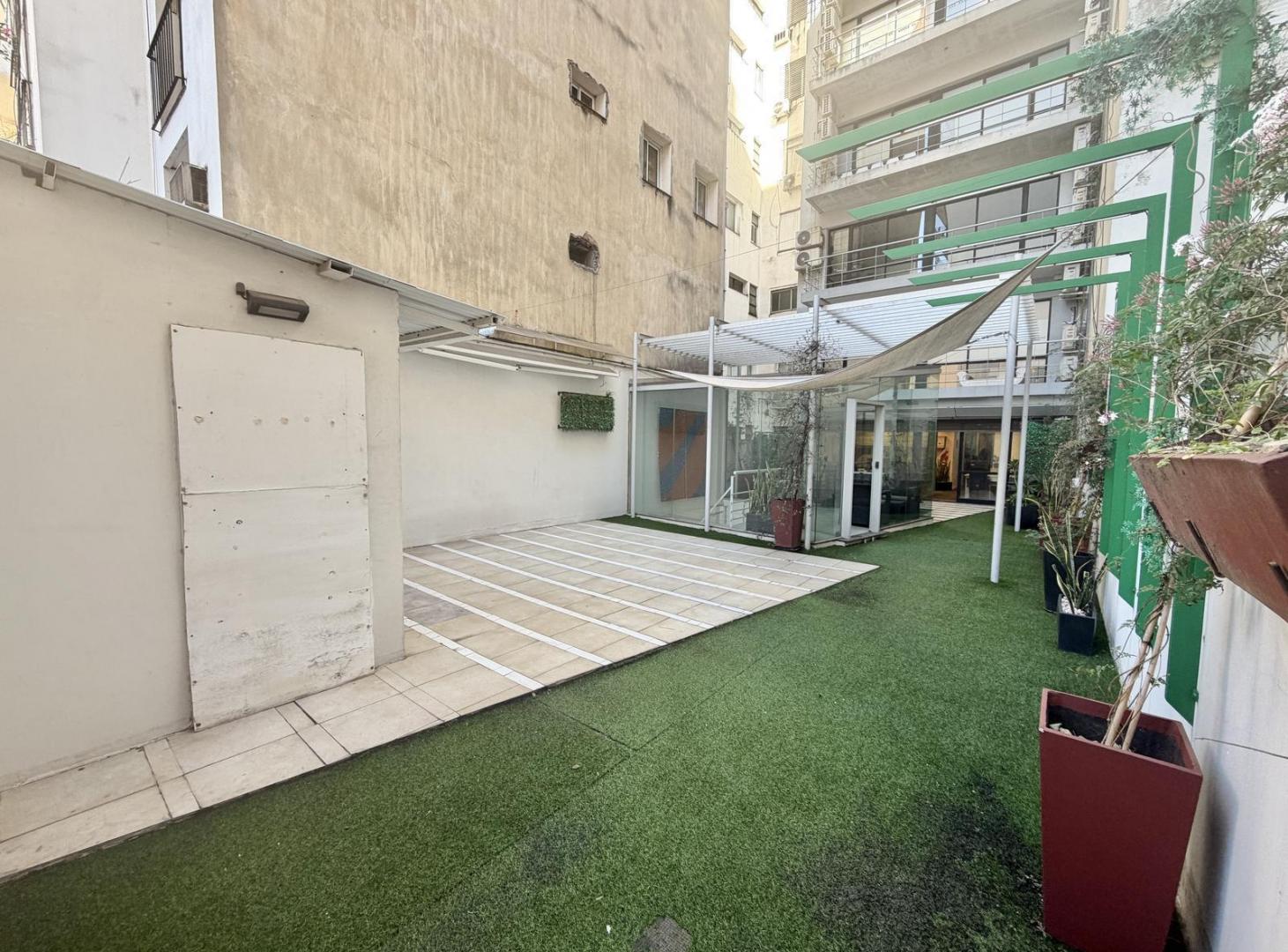 Foto de Amplia oficina en alquiler con PATIO en Recoleta, imagen 1