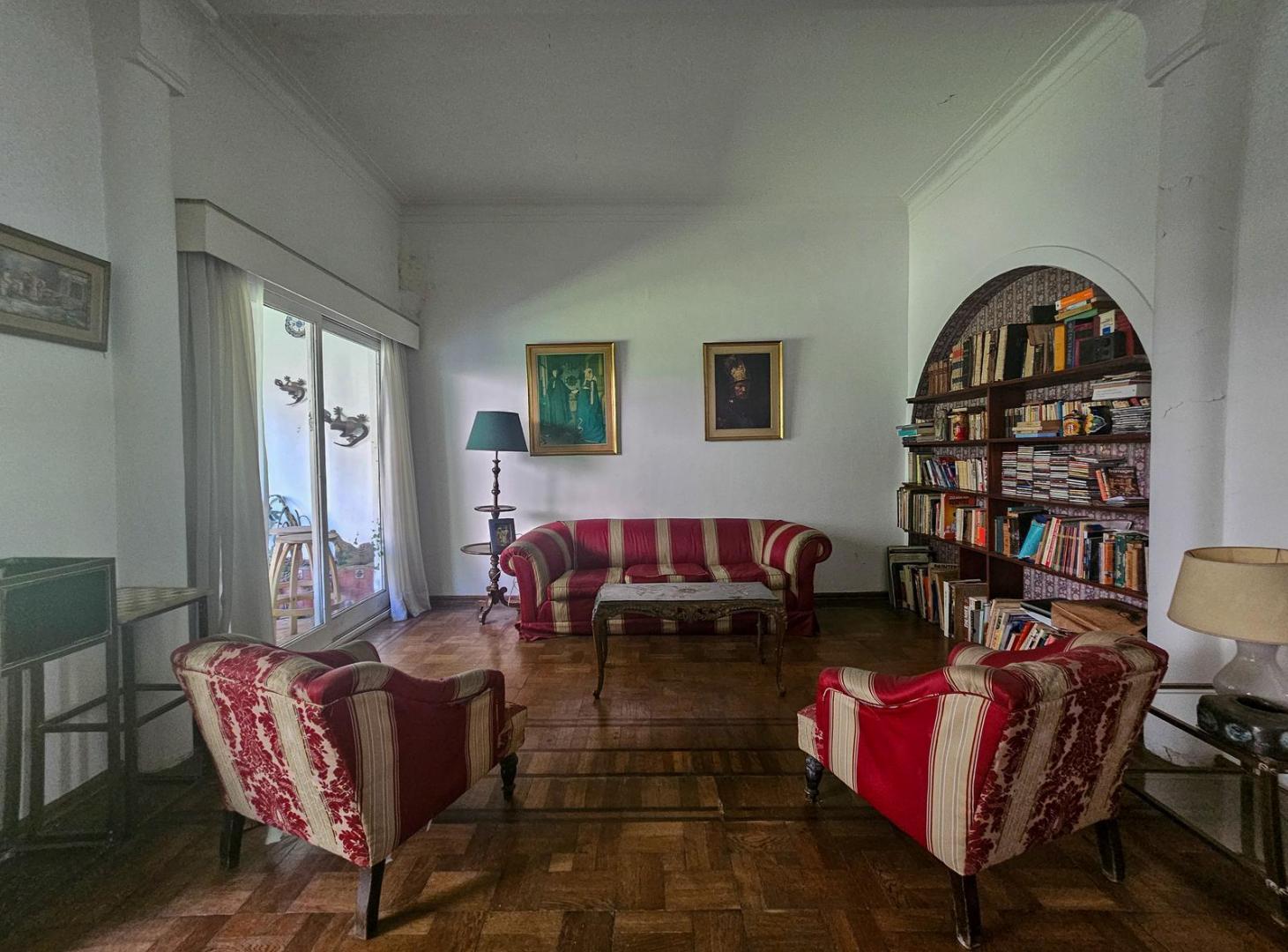 Foto de Vicente López — casa de estilo Tudor de 256 m² a reciclar, con jardín y, imagen 1