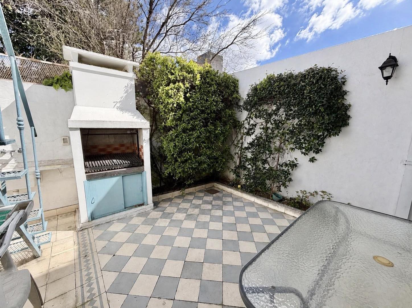 Foto de Duplex 2 amb en venta en Munro con cochera terraza y patio | Losa para, imagen 3