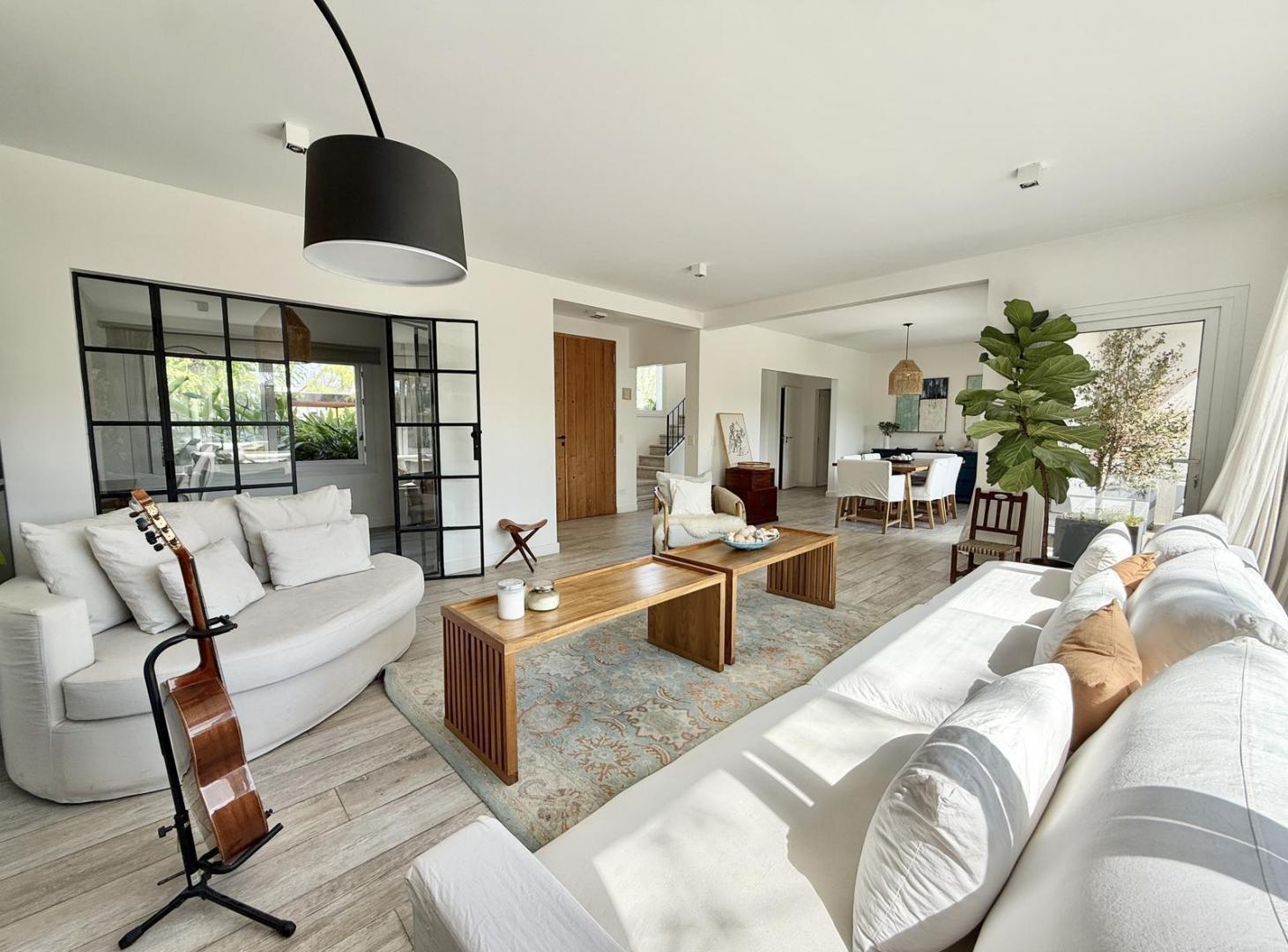 Foto de Divina Casa a la Venta en Barrio Talar Del Lago II, imagen 3