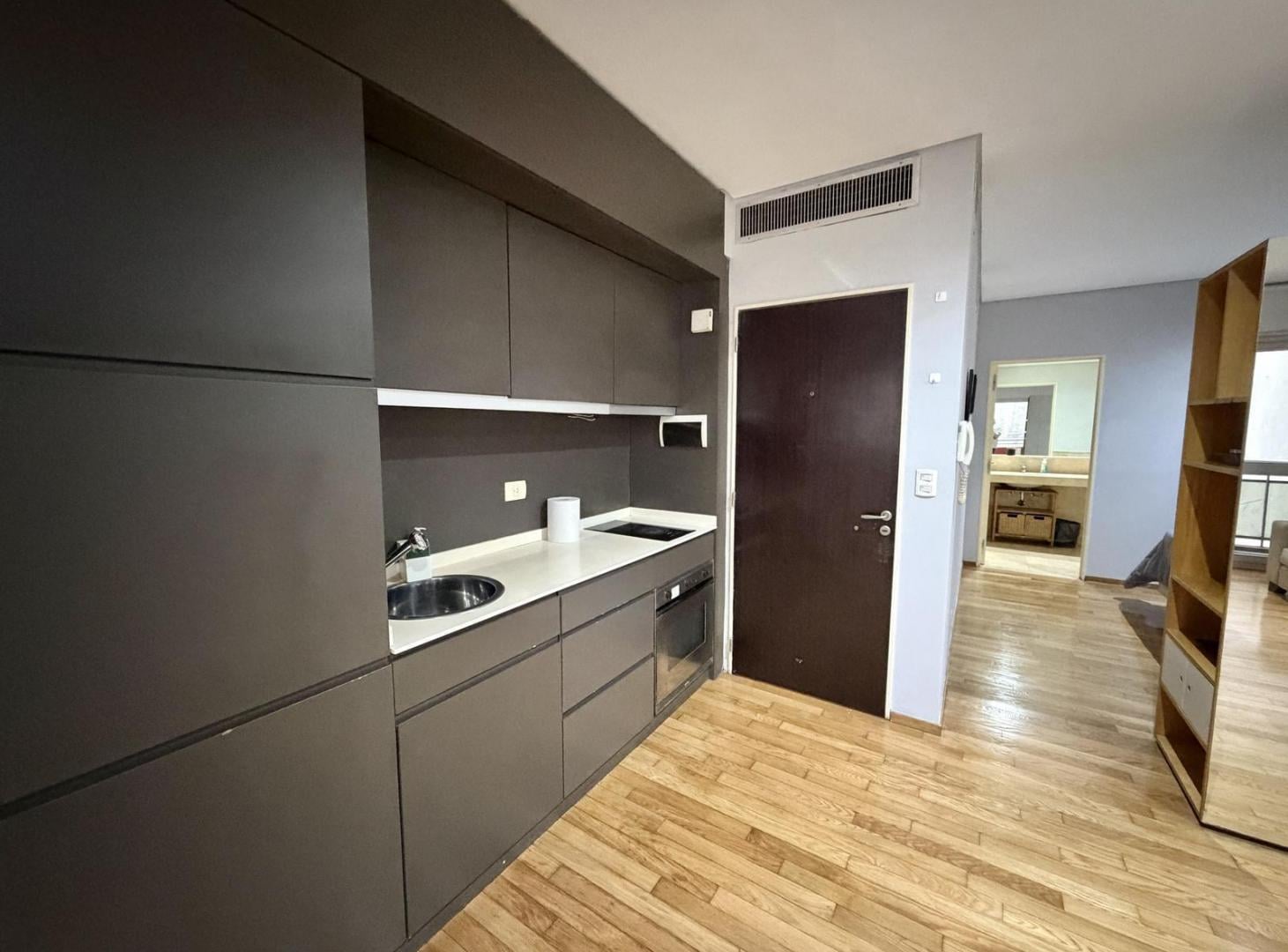 Foto de Monoambiente AMOBLADO en VENTA con pileta, sauna y gimanasio en Retiro, imagen 5