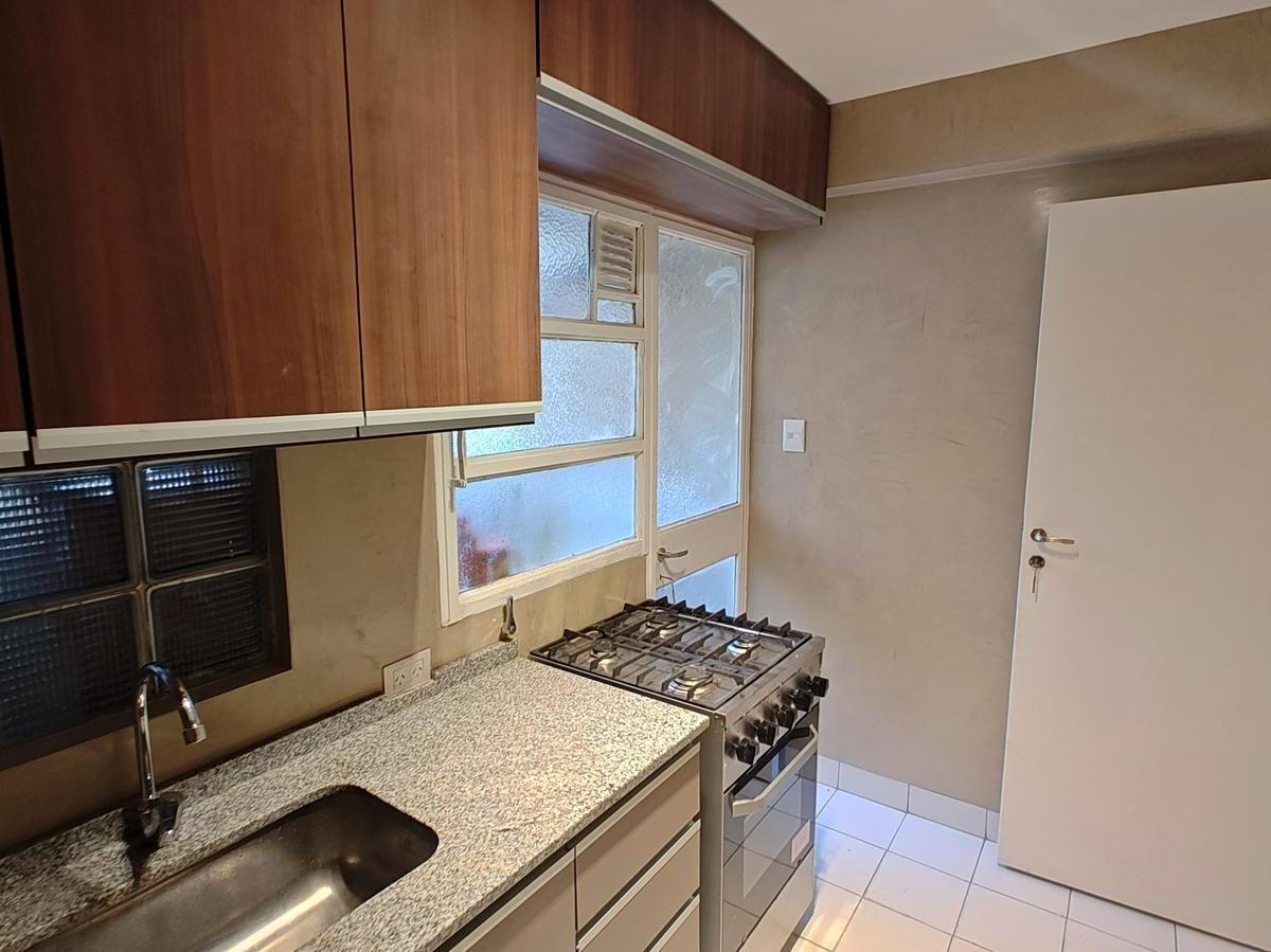 Dos Ambientes en Belgrano, Cochera, Impecable 3