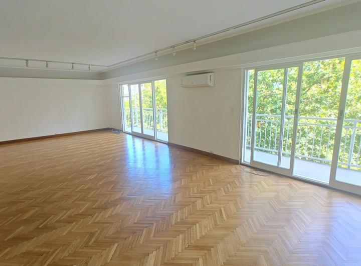 Piso en Belgrano, 4 ambientes, 2 cocheras, reciclado 1