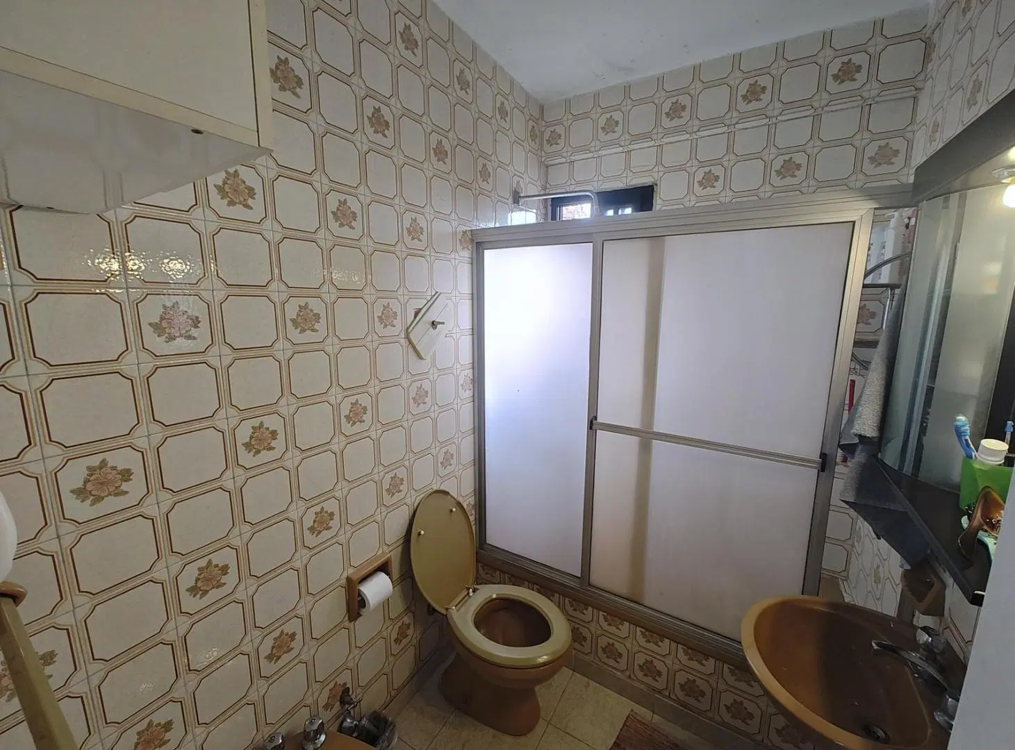 Venta, Casa, 5 ambientes, cochera 3
