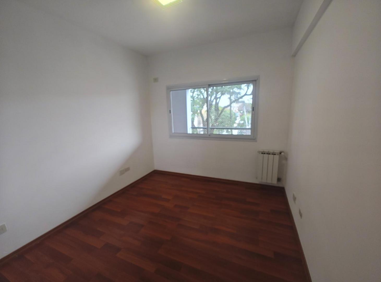 Foto de Departamento, alquiler, 3 ambientes, Olivos, cochera, imagen 5