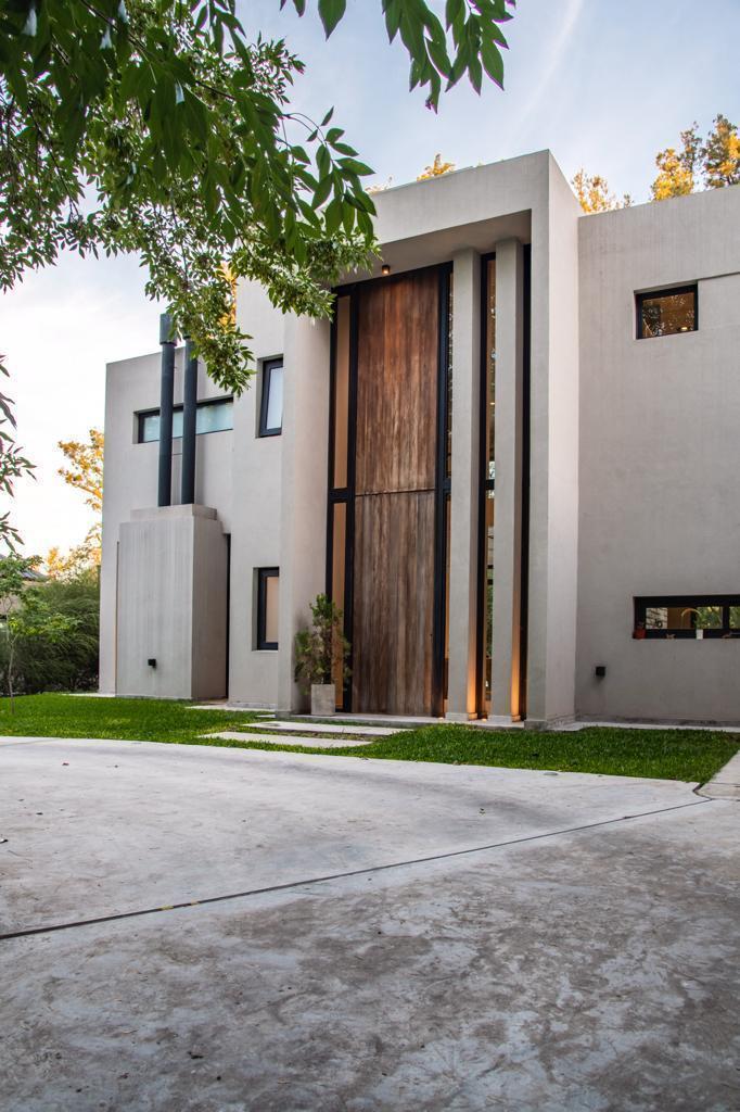 Foto de Casa en venta, Barrio Los Puentes, Luján, tres dormitorios, imagen 2