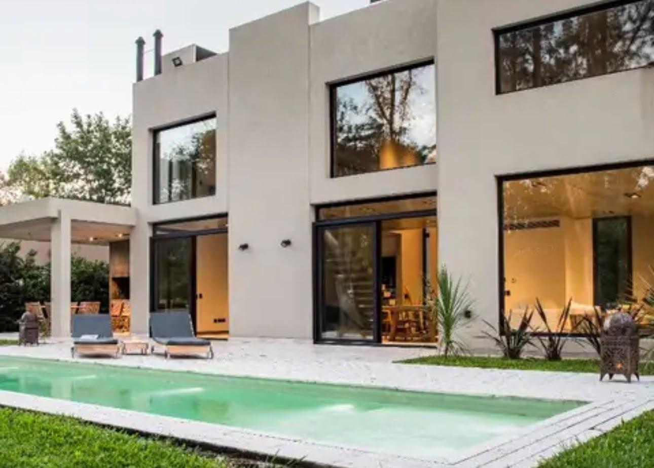Foto de Casa en venta, Barrio Los Puentes, Luján, tres dormitorios, imagen 1