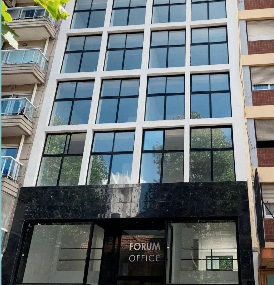Foto de ALQUILER OFICINA Comercial, imagen 1