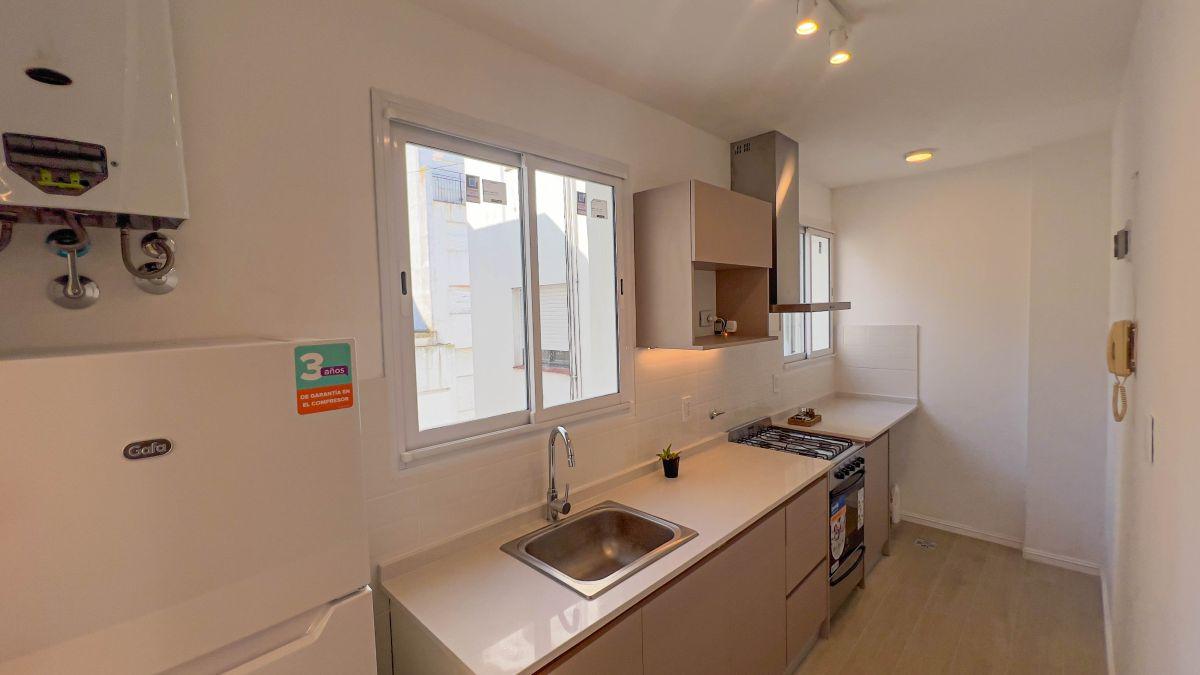 Foto de VENTA Departamento 3 amb ZONA GUEMES, imagen 2