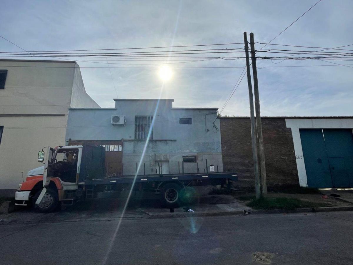 Galpon en Venta Bernal Oeste Zona Centro 4