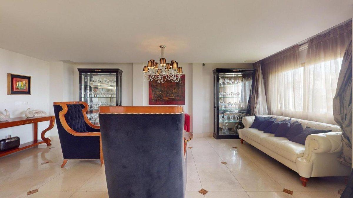 Departamento Premium Plaza Paso 2