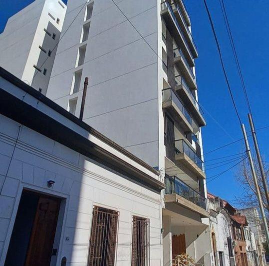 Babylon 2 departamento 1 dormitorio con balcon. 1