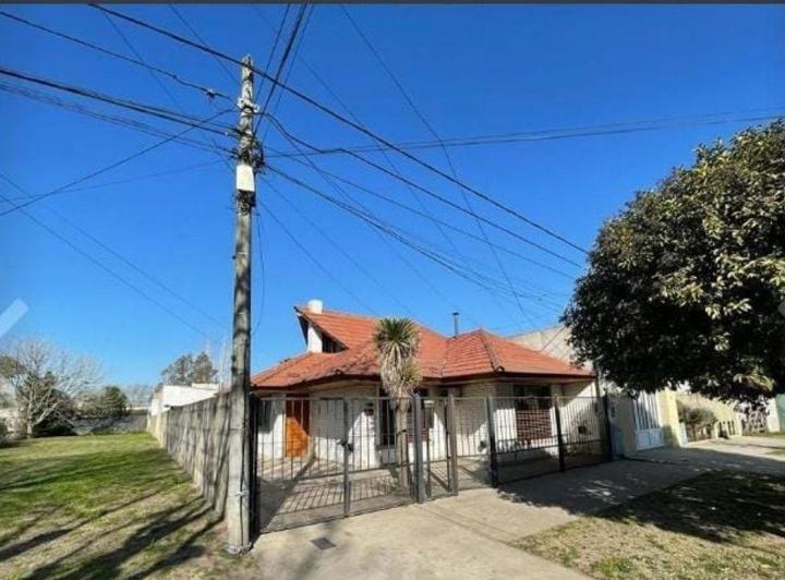 CHALET 3 DORMIS  EN  VENTA   RANCHOS 2
