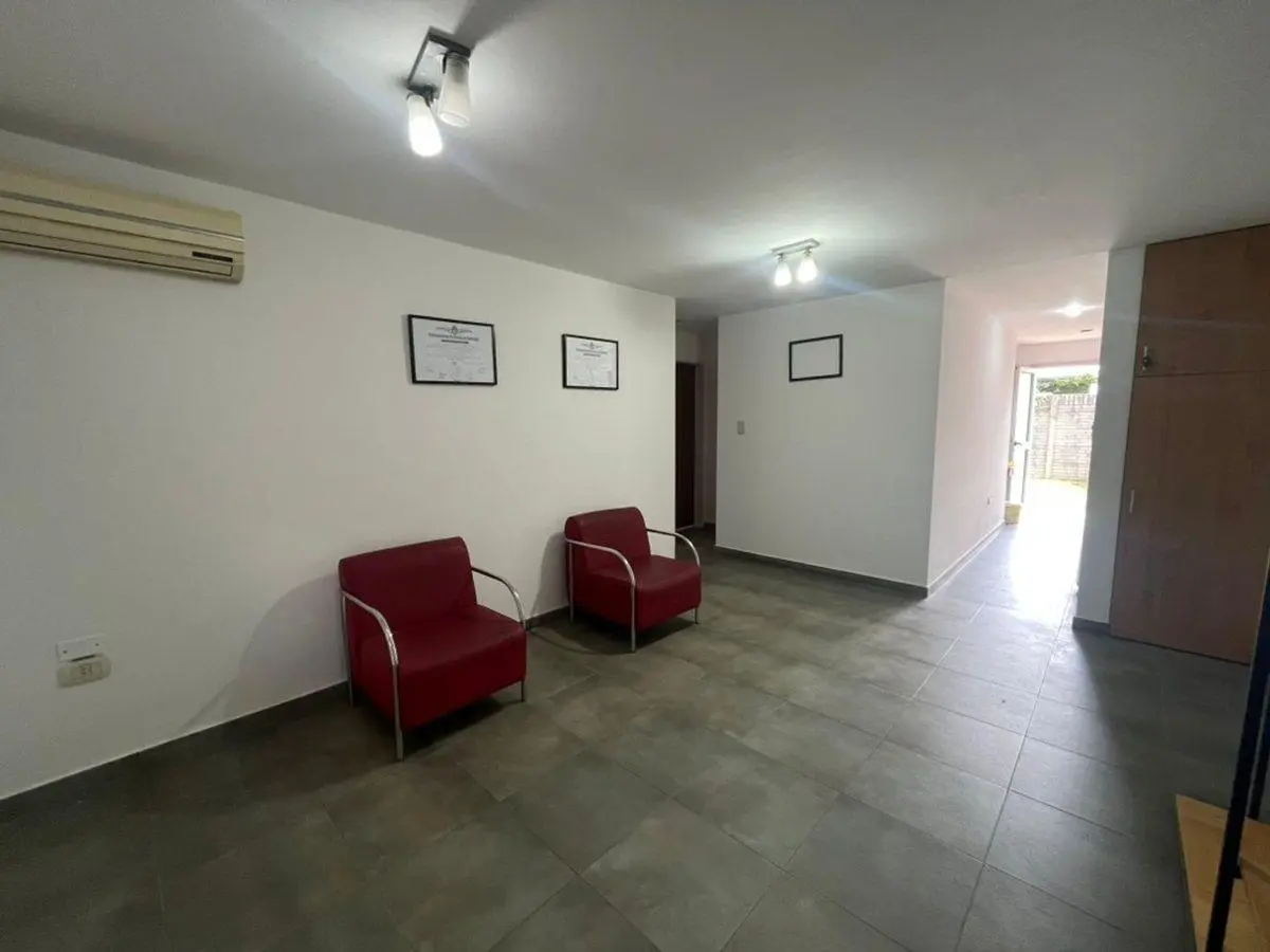 ALQUILER DE CONSULTORIOS EN LA PLATA 3