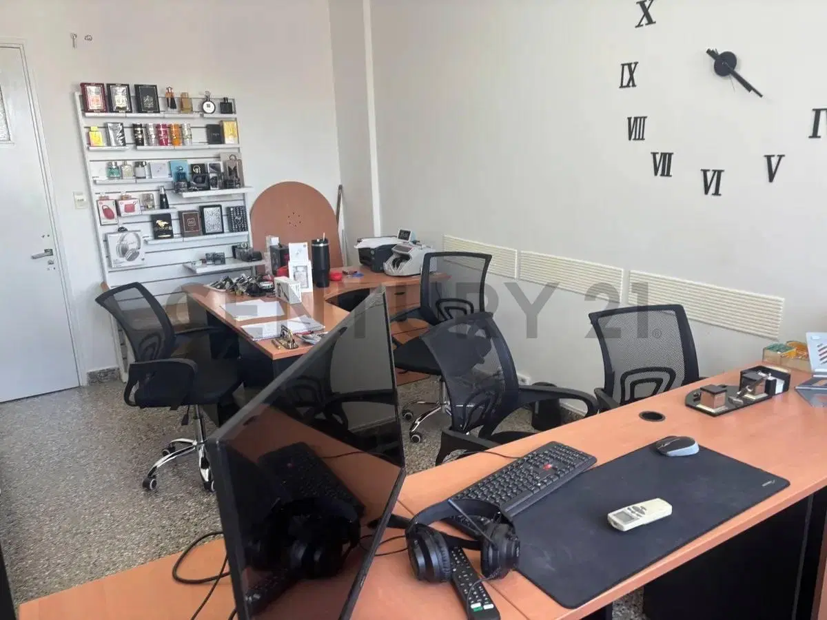 Oficina en Venta - Ubicación Estratégica en el Corazón de La Plata (Calle 48 entre 7 y 8) 2