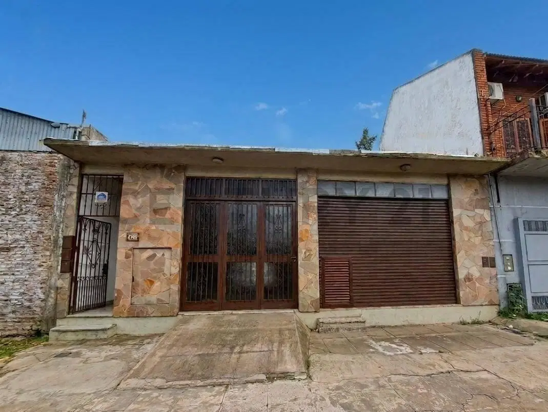 Casa y Local en venta en Berisso. 3