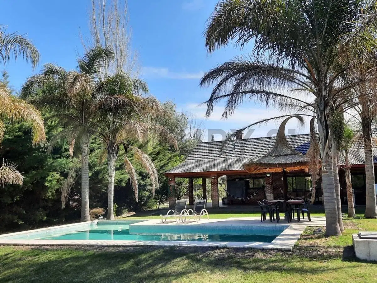 CASA EN VENTA 4 AMBIENTES CORONEL BRANDSEN BARRIO CERRADO CAMPOS DE ROCA - APTO CRÉDITO 5