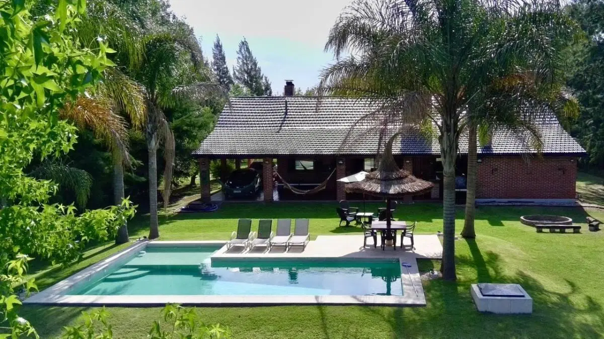 CASA EN VENTA 4 AMBIENTES CORONEL BRANDSEN BARRIO CERRADO CAMPOS DE ROCA - APTO CRÉDITO 2