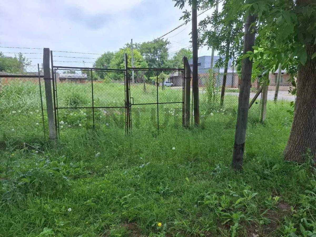 Terreno en venta 138 ESQ 522 2