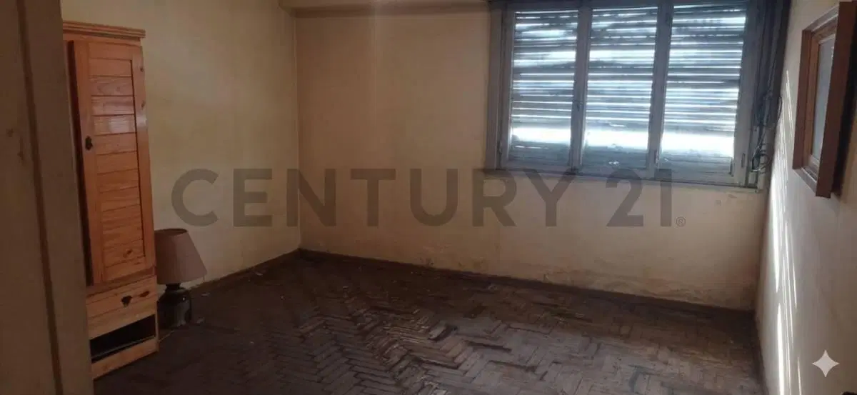 Casa a refaccionar sobre lote de 10 x 40m 4