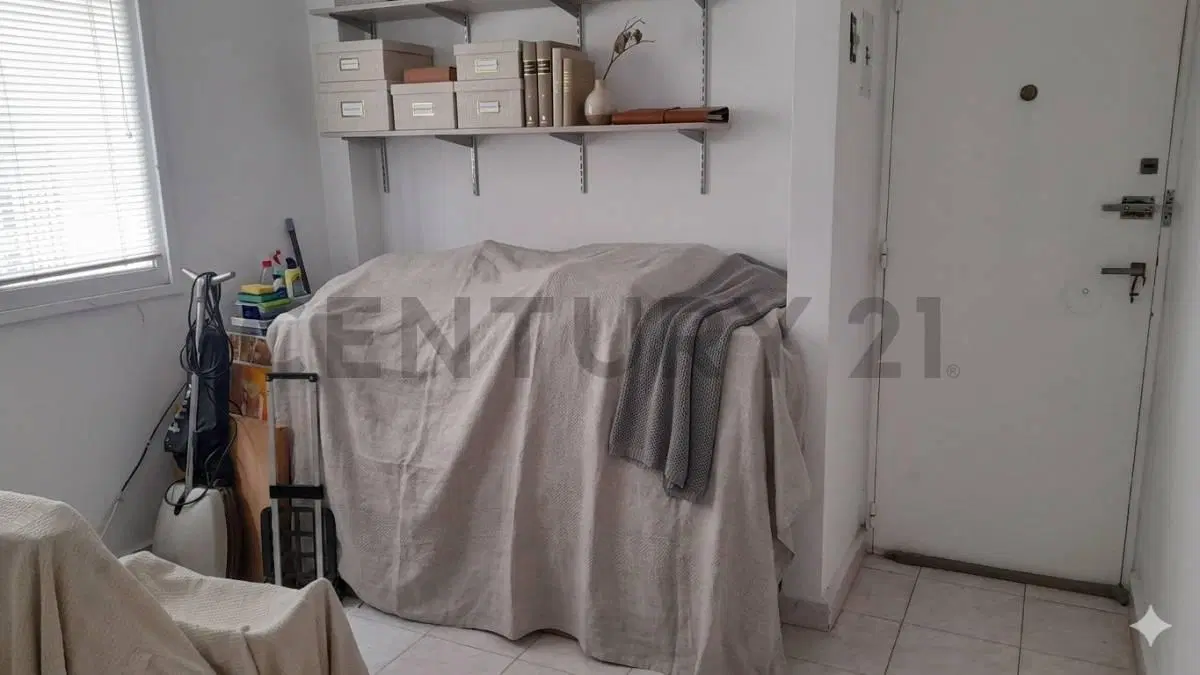 Departamento de dos dormitorios y escritorio en VENTA 5