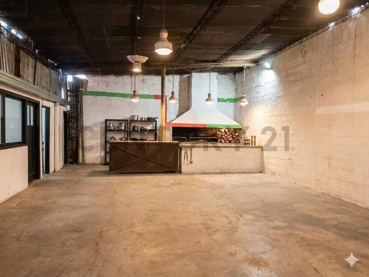 Galpon en venta con casa a modernizar 5