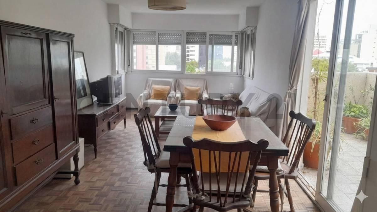 Departamento de TRES dormitorios en ALQUILER