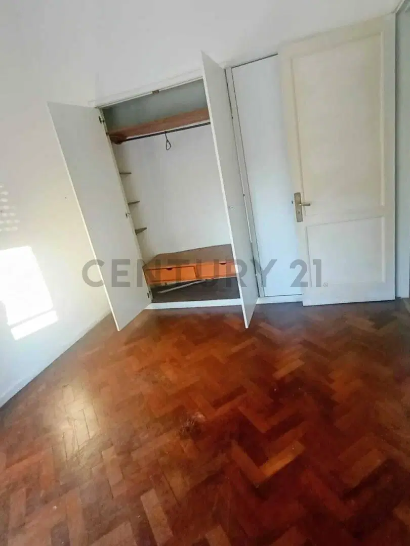 SE VENDE DEPARTAMENTO EN PLAZA ITALIA LA PLATA 8